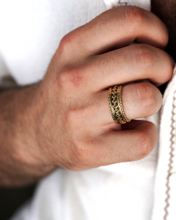 Royal Design 14k Gold Men's Ring - Made in Montreal, Quebec