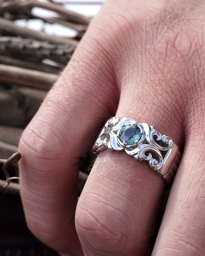 14k White gold ring - Montana teal sapphire 1 carat - filigree motif - Montreal Jewelry Entyche 